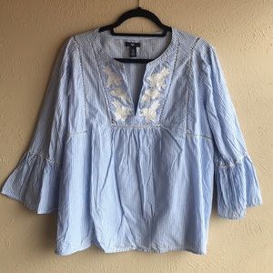 Gorgeous blue and white bell-sleeve top